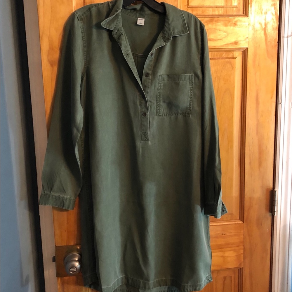 Shirt dress